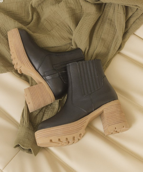 The Aubrey Platform Boots