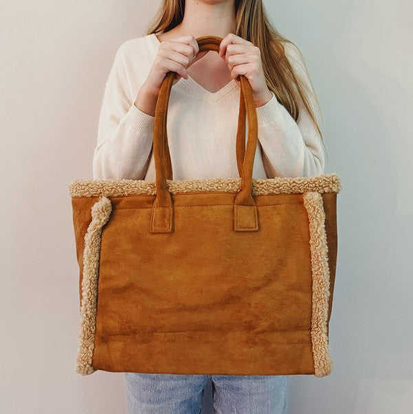 The Teddy Shoulder Bag