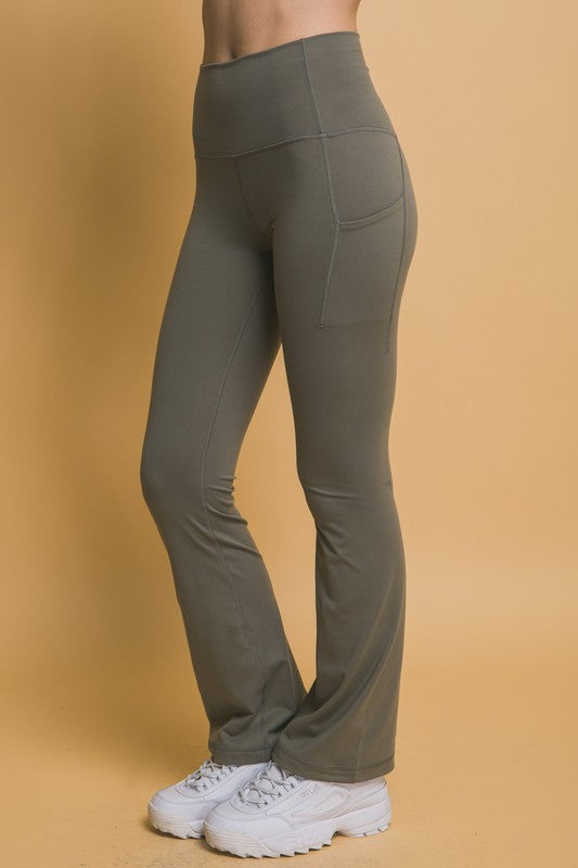 Lyssa High Waist Flare Active Leggings with Side Pockets